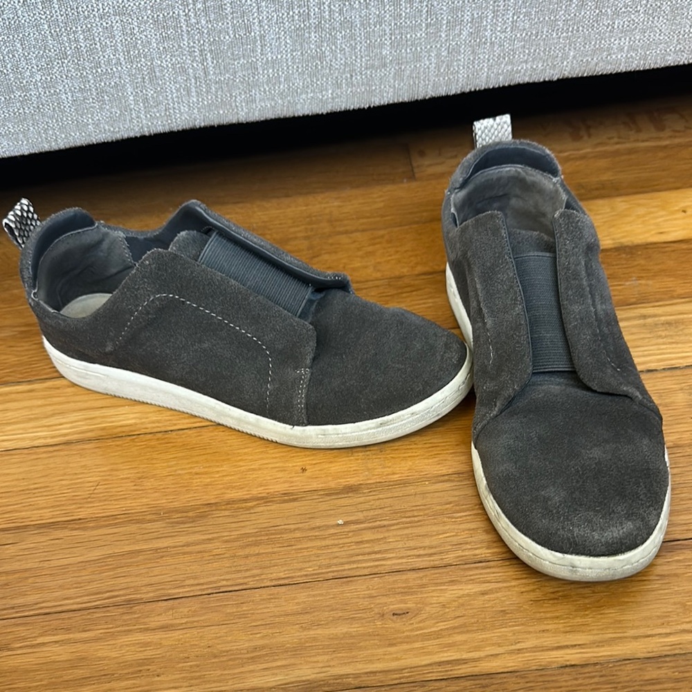 Men's Gray Slip-On Sneakers